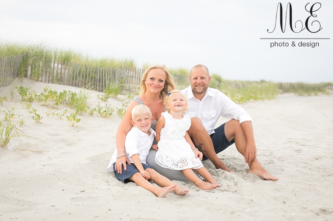 family beach photos with baby